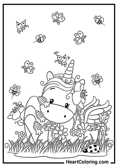 28 — Единорог, нюхающий цветочки - Раскраски Единорогов